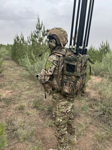Купольний РЕБ РЮКЗАК AvengeAngel (Захисник) Backpack на 8 діапазонів (350-1050Мгц; 5.8ГГц)